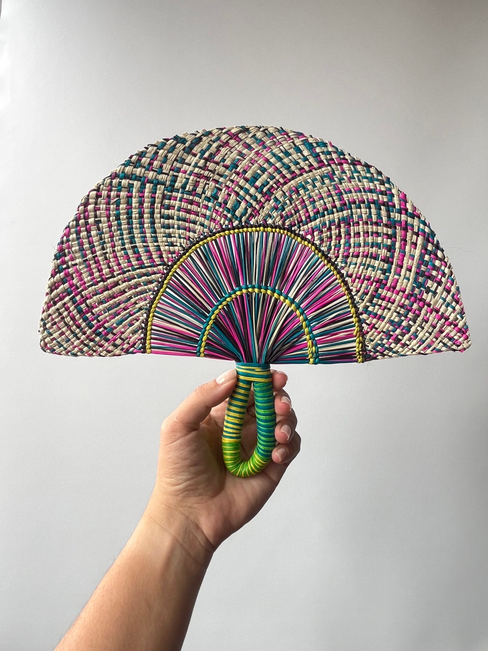 Abanico Clásico Liso